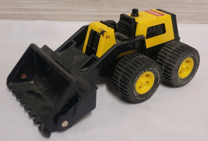 Vintage TONKA Mini Front Loader . Excellent Pre-owned Condition