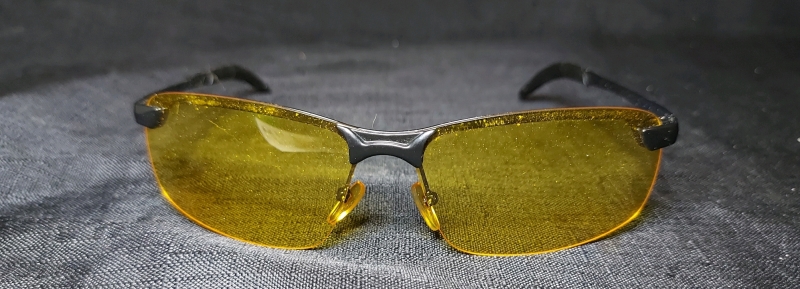 Yellow Frame Sunglasses And Case Pre Owned Unknown Brand Some Minor Scratches