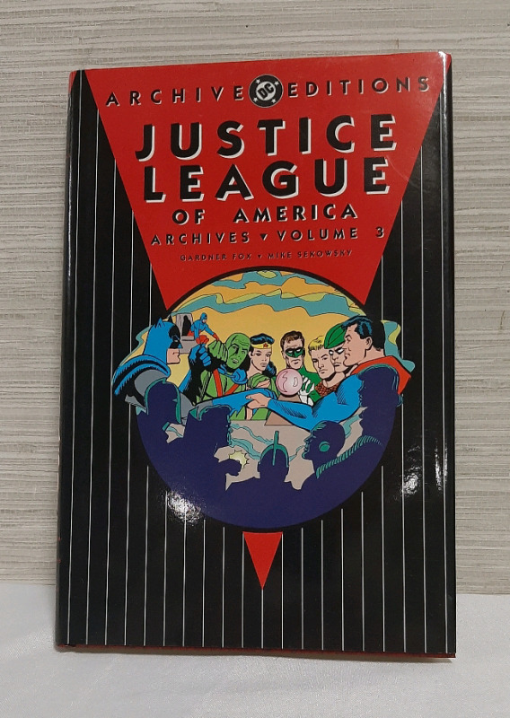 As New DC Hardcover Graphic Novel Justice League Archive Edition