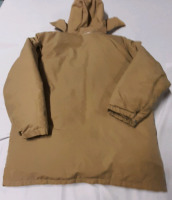 Vintage Size XL Men's Winter Jacket. Hood is removable