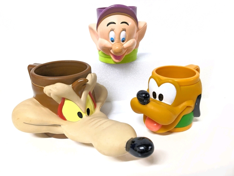 Vintage Disney & WB Looney Tunes Character Mugs : Dopey, Pluto & Wile E Coyote | 3.5" - 4" Tall