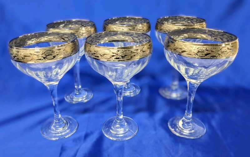 6 Vintage Champagne Glasses | 6.5" Tall / 3.75" Diameter