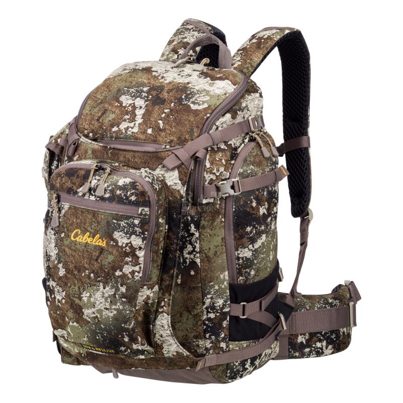 New CABELAS Outfitters Series Bow and Rifle 2500 Camo Packback