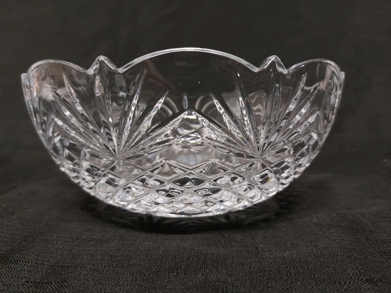 As New Bohemia Czech Republic Lead Crystal Bowl 8.5"X3.5