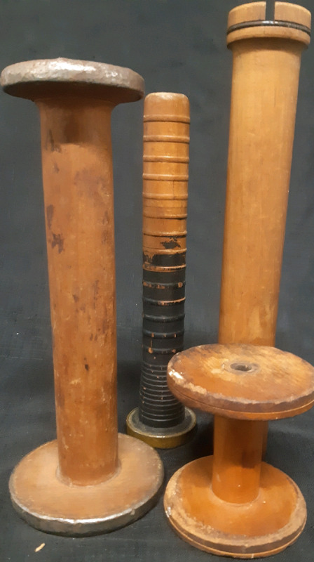 Vintage, Set of 4, Wooden Spools, and spindle