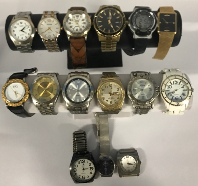 15 Vintage-Modern As Is Watches Untested