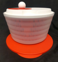 Tupperware Salad Spinner, 4.5 Liters, Good Cosmetic Condition