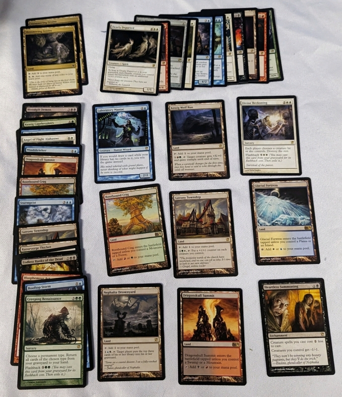 39 Magic the Gathering Cards. 37 Rares, 2 Commons. Primarily Innistrad Set.