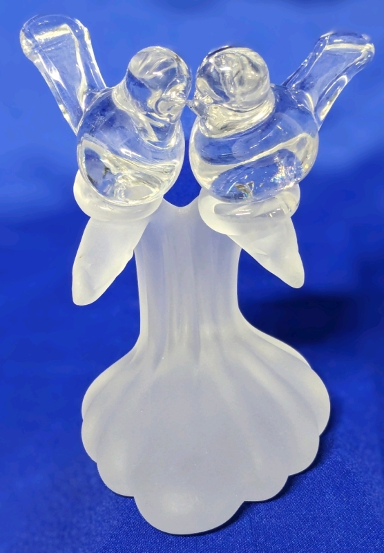 Unsigned Alfred E. Price Blown & Frosted Art Glass Love Birds Figure | 4.15" Tall