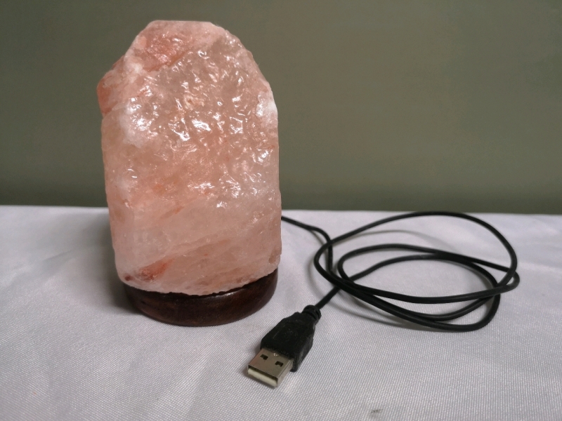 Small Salt Lamp - USB Adapter - Working