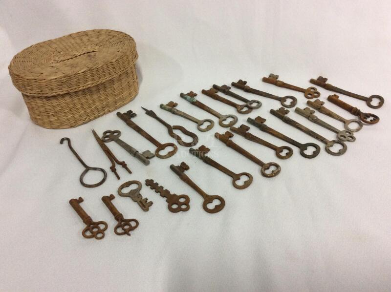 Vintage Skeleton Keys
