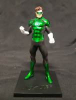 TM & DC Comics Kotobukiya Green Lantern Collecible Figurine, With Metal Base ( 7.5" Tall )