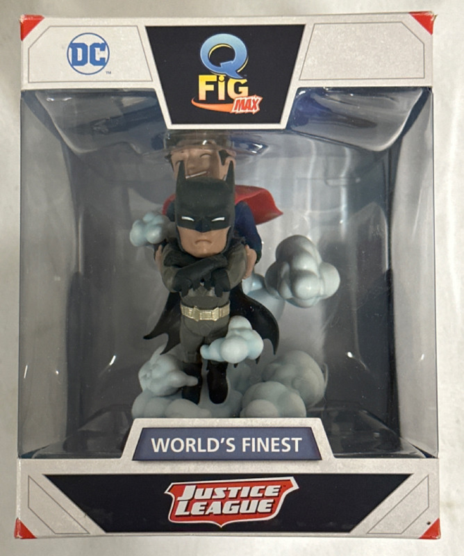 Q-fig Max Superman & Batman Figure World&rsquo;s Finest Justice League