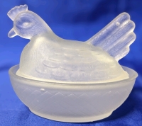 Vintage Frosted Glass Hen on Nest | 4.3" x 3.25" x 3.75" Tall