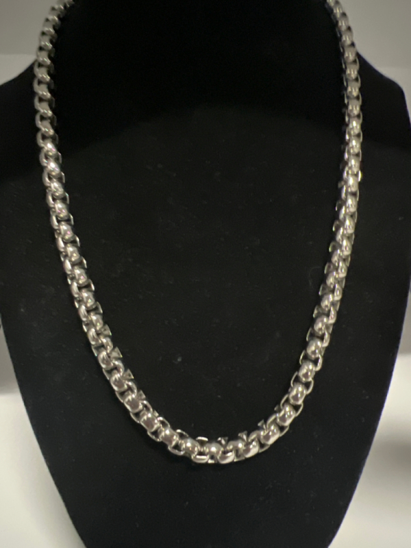 Vitaly Stainless Steel 18 inch statement Chain signed