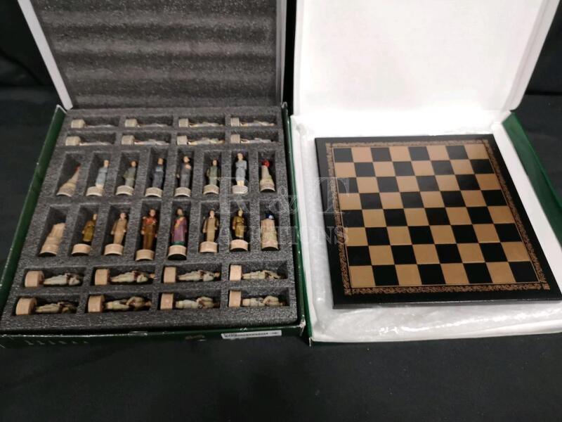 Neat Chess Set - Made in Italy