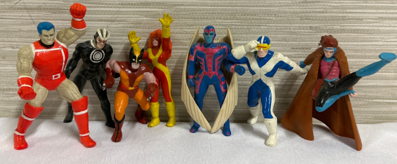 7 Vintage Marvel Mini Figures 1989 - 1999 4” or Smaller Wolverine Cyclops Gambit