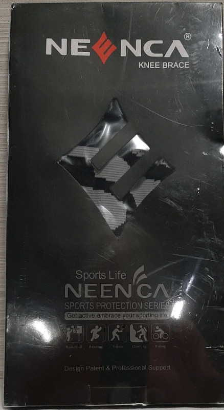 New Neeca Knee Brace Size M