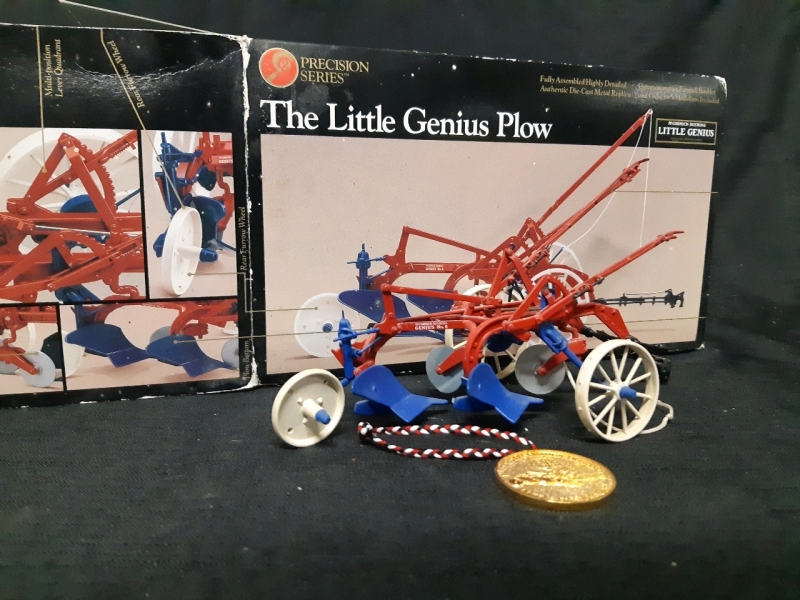 Precision Series #8 McCormick Deering The Little Genius Model Toy Plow 1/16 Scale