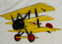Vintage 1975 Homco WW1 Airplane Cast Metal Wall Hanger USA 1232-BX-B Approximately 9&rdquo; x 11&rdquo;