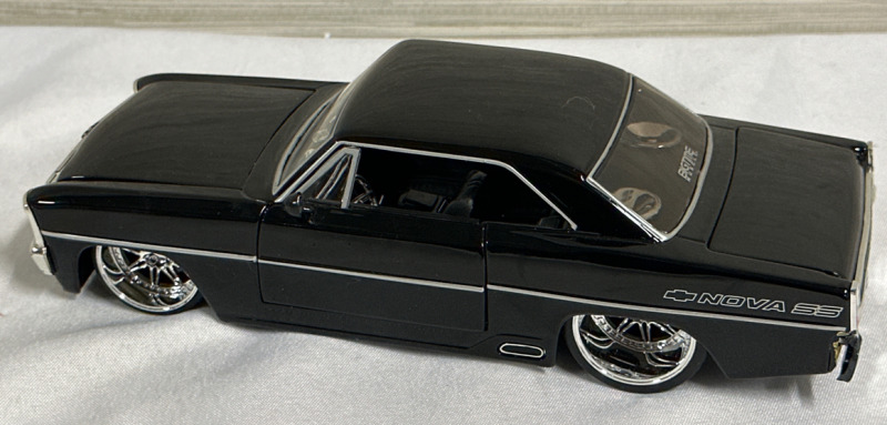 Jada Toys 1967 Chevy Nova SS Big Time Muscle Black 1:24 Scale Diecast Model Car