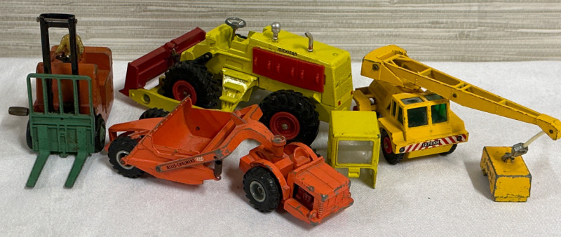 4 Vintage Made in England Metal Vehicles Dinky Toys Coventry Climax Forklift & Michigan Tractor Dozer + Allis-Chalmers Matchbox Series Motor Scraper & Taylor Jumbo Crane + 2 Pieces