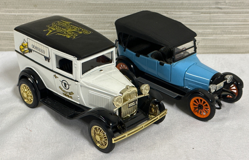 Pair of Vintage Diecast 1917 REO Touring Baby Blue & a National Toy Truck’n Construction Show Limited Edition Ford Model A Good Condition