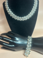 Gorgeous Abstract Cast Silver Tone Collar Necklace & Bracelet Set