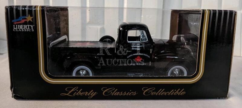 New 1954 International Pickup Diecast Metal Truck