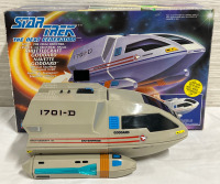 Vintage Star Trek The Next Generation Shuttlecraft Goddard Playmates 1992