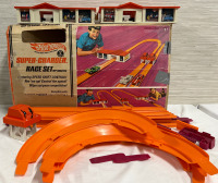 Vintage Hot Wheels 1969 Super Charger Race Set With Original Box Incomplete