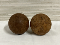 2 Small Heavy Metal Balls Owner Claims to Have Found in Niagara On The Lake and Believes They Are Canon Ball ( Not Authenticated) Approximately 9 1/2” Around