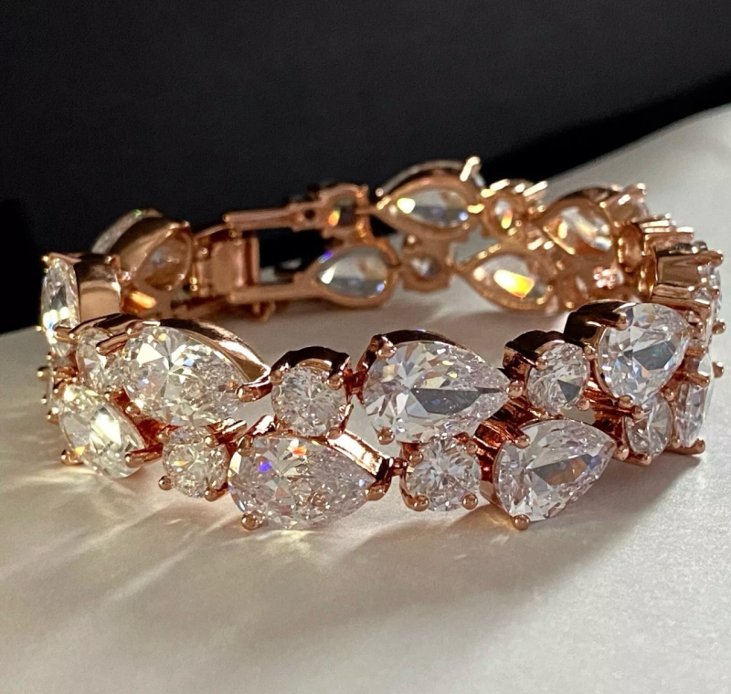 Stunning Reverse Crystal Line Bracelet Rose Gold Plated