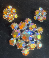 Vintage AB Crystal Rhinestone Srar Brooch Earring Set