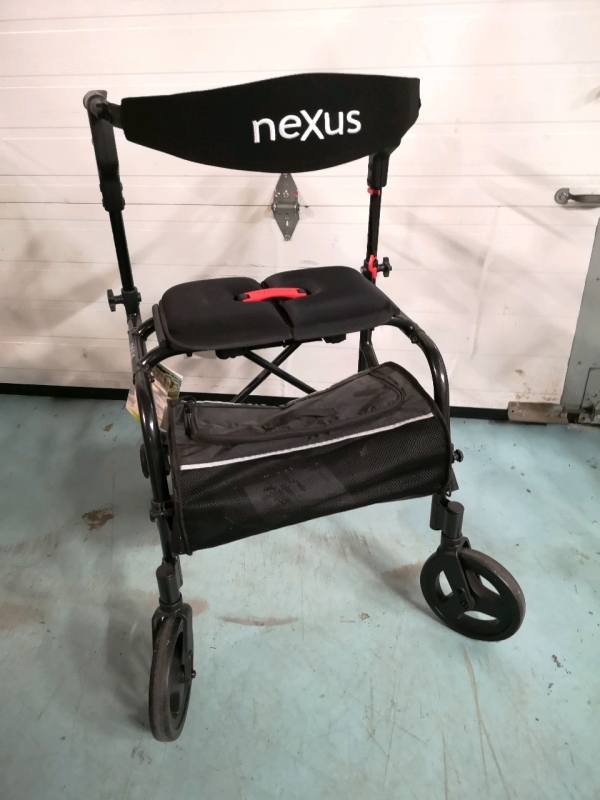 Nexus Walker - Adjustable Height Great Condition