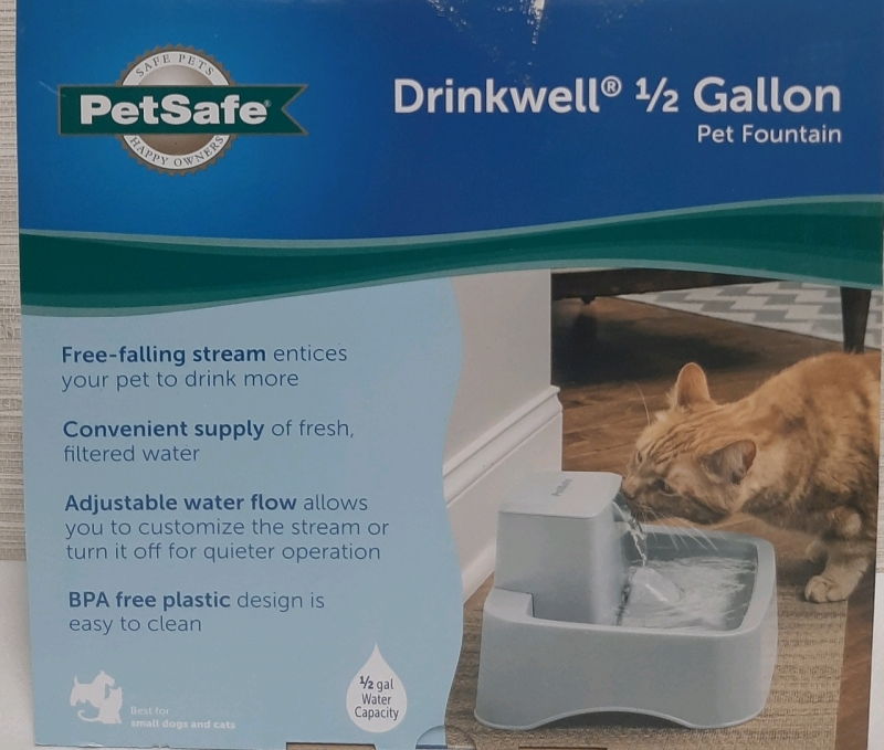 New Drinkwell 1/2 Gallon Pet Fountain