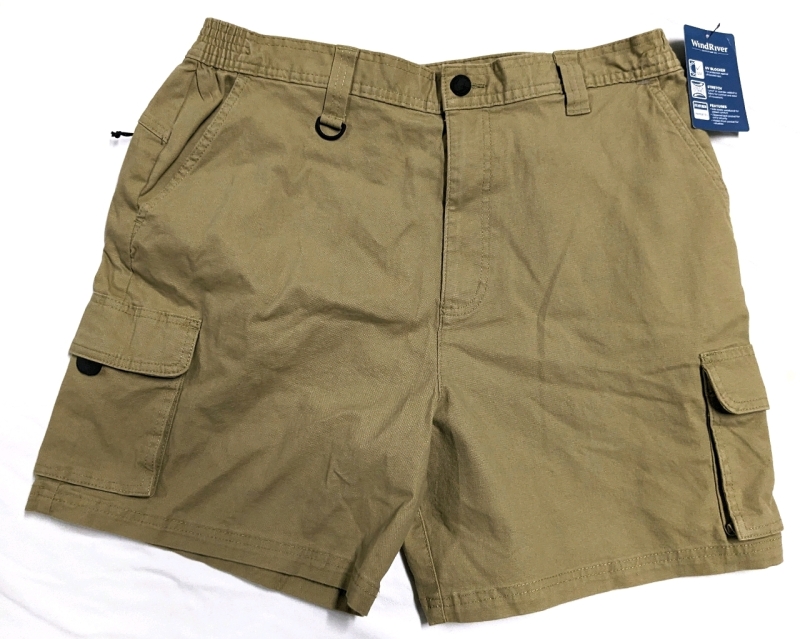 New | Size 36 WIND RIVER Khaki Cargo Shorts