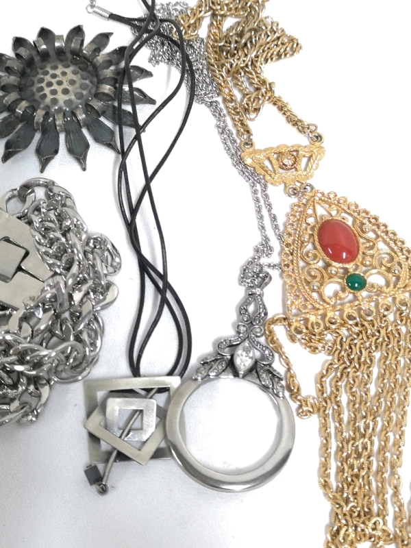 Vintage To Modern Jewelry - Necklaces, Bracelet & Brooch