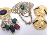 Vintage Brooches & Clip on Earrings