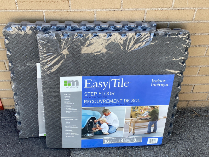 New Set of Easy Tile Step Floor Interlocking Foam Tiles Greay 8 16sq ft Tiles in Total