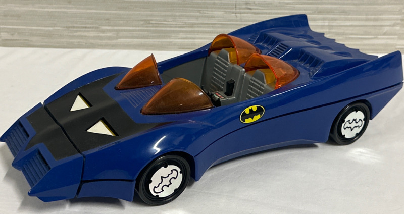 Vintage 1984 Kenner DC Super Powers Batmobile Clicking Wheels Sound Great