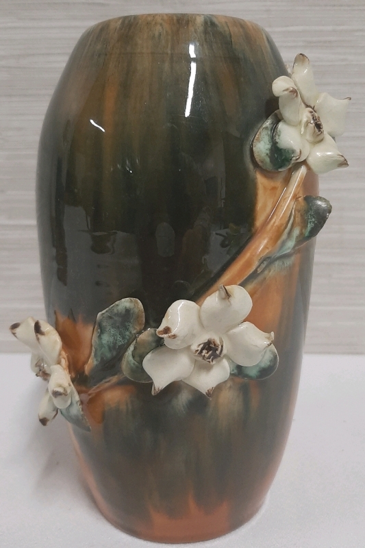 Vintage Hand Made 7" Vase by Thela,BC Canada No chips or cracks Signed