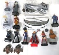 Assorted Movie & Comic Collectables : Marvel, DC, Lord of the Rings & Star Wars (with Star Wars Sequels 3D Glasses,!)