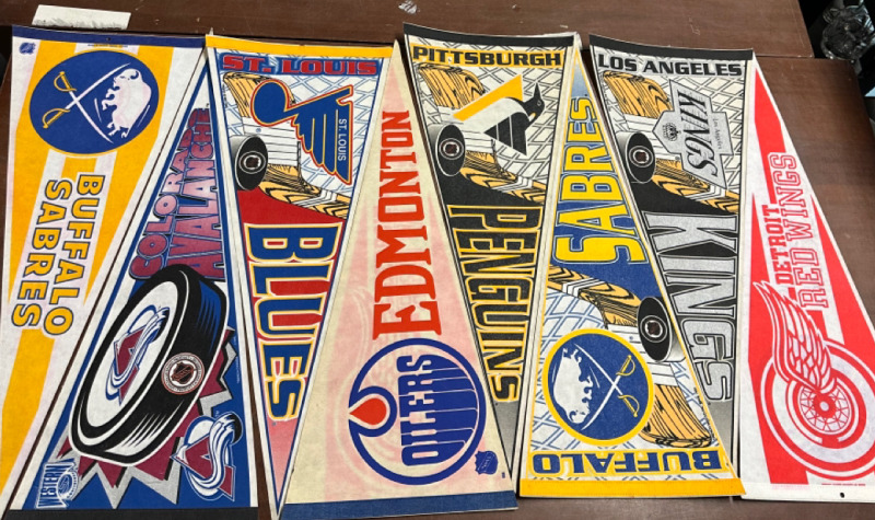 8 Vintage NHL Hockey Pennants The Buffalo Sabres Colorado Avalanche St.Louis Blues, Edmonton Oilers Pittsburg Penguins LA Kings & Detroit Redwings 1994 and Older