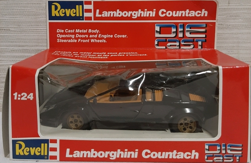 Vintage Revell Lamborghini Countach 1:24 Die Cast Metal Body