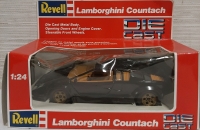 Vintage Revell Lamborghini Countach 1:24 Die Cast Metal Body