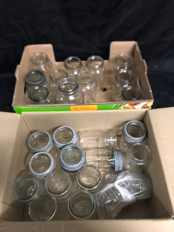 24 Vintage Caning / Mason Jar&rsquo;s
