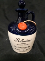 Vintage Ballantine Finest Scotch Whisky Stonewear Jug Decanter 8" Tall * Broken String*