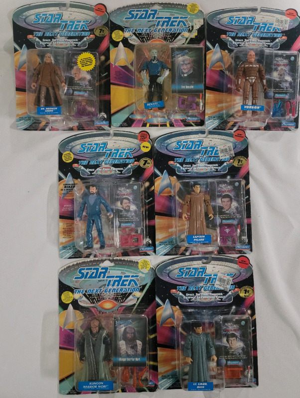 Vintage 1993 Star Trek : The Next Generation Action Figures , NOS , Sealed