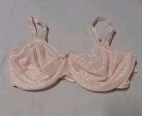 New Size 32F Chantelle Bra